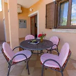 Marina Veskovic Apartment *
