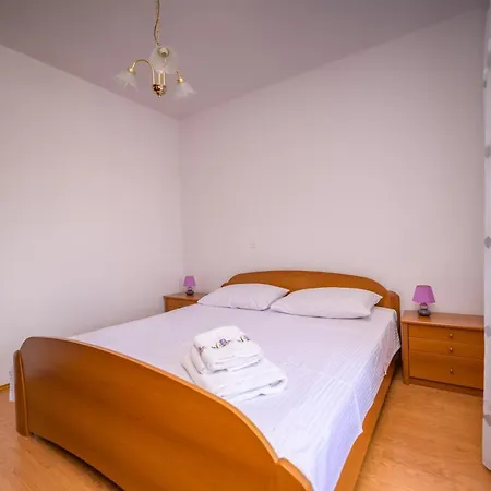 Marina Veskovic Apartment *